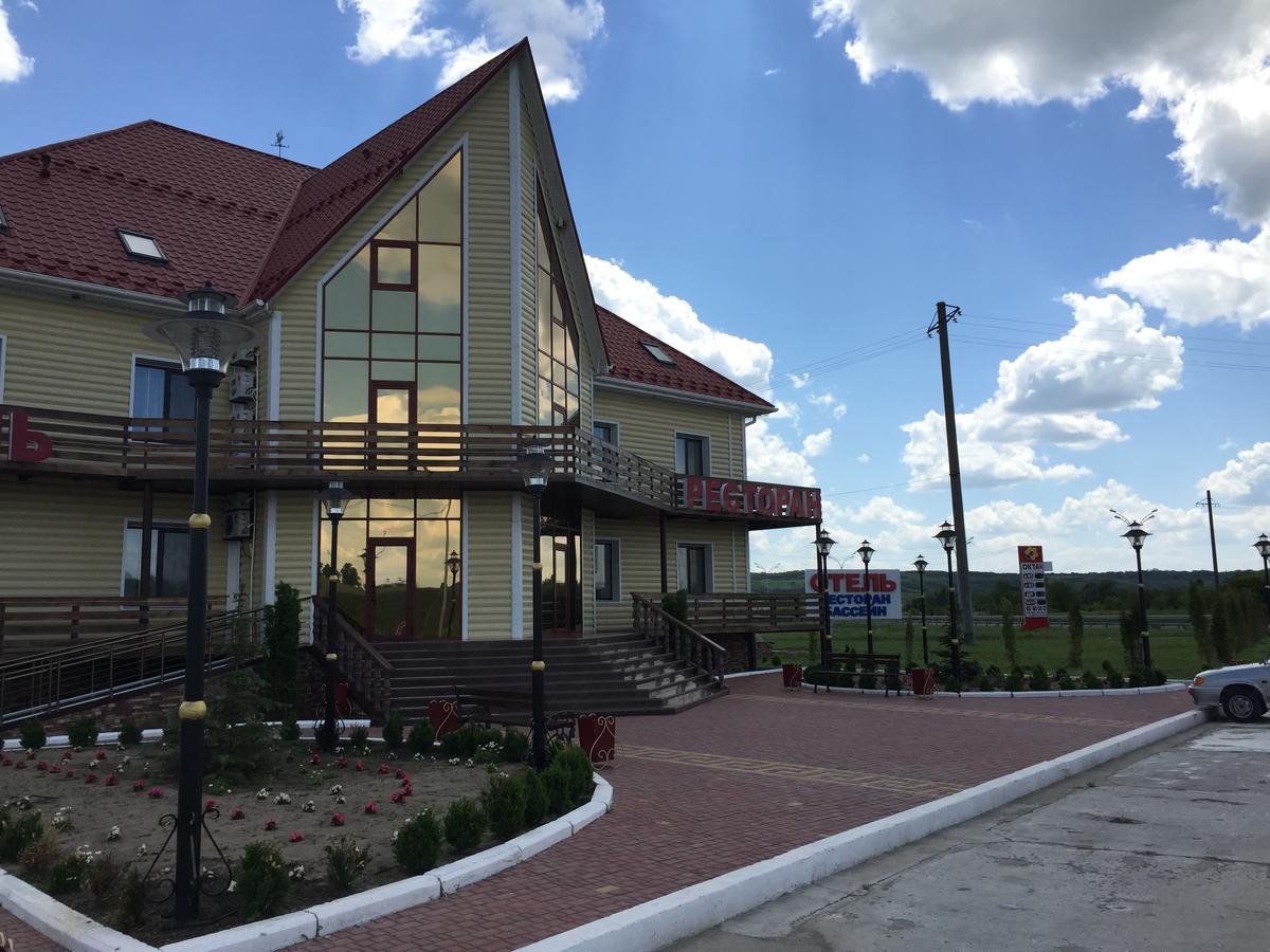 Hotel Oktan Kryve Ozero 外观 照片