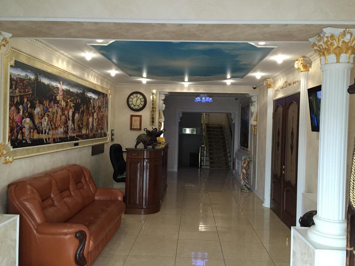 Hotel Oktan Kryve Ozero 外观 照片