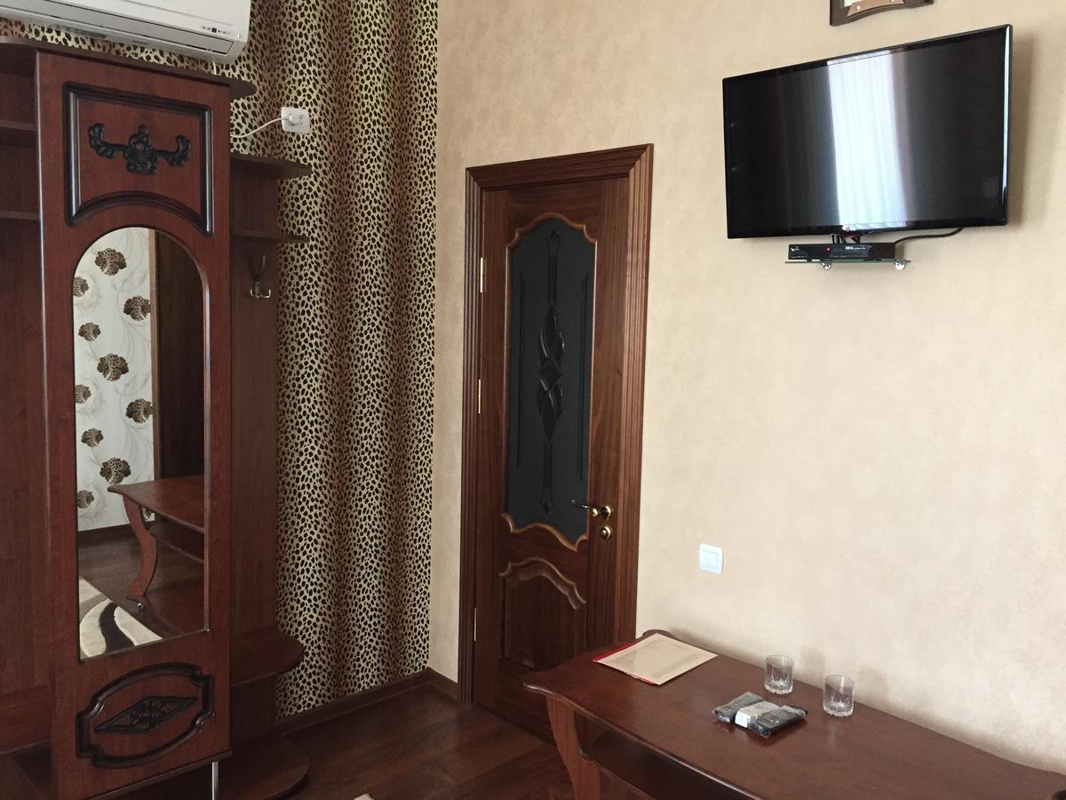 Hotel Oktan Kryve Ozero 外观 照片